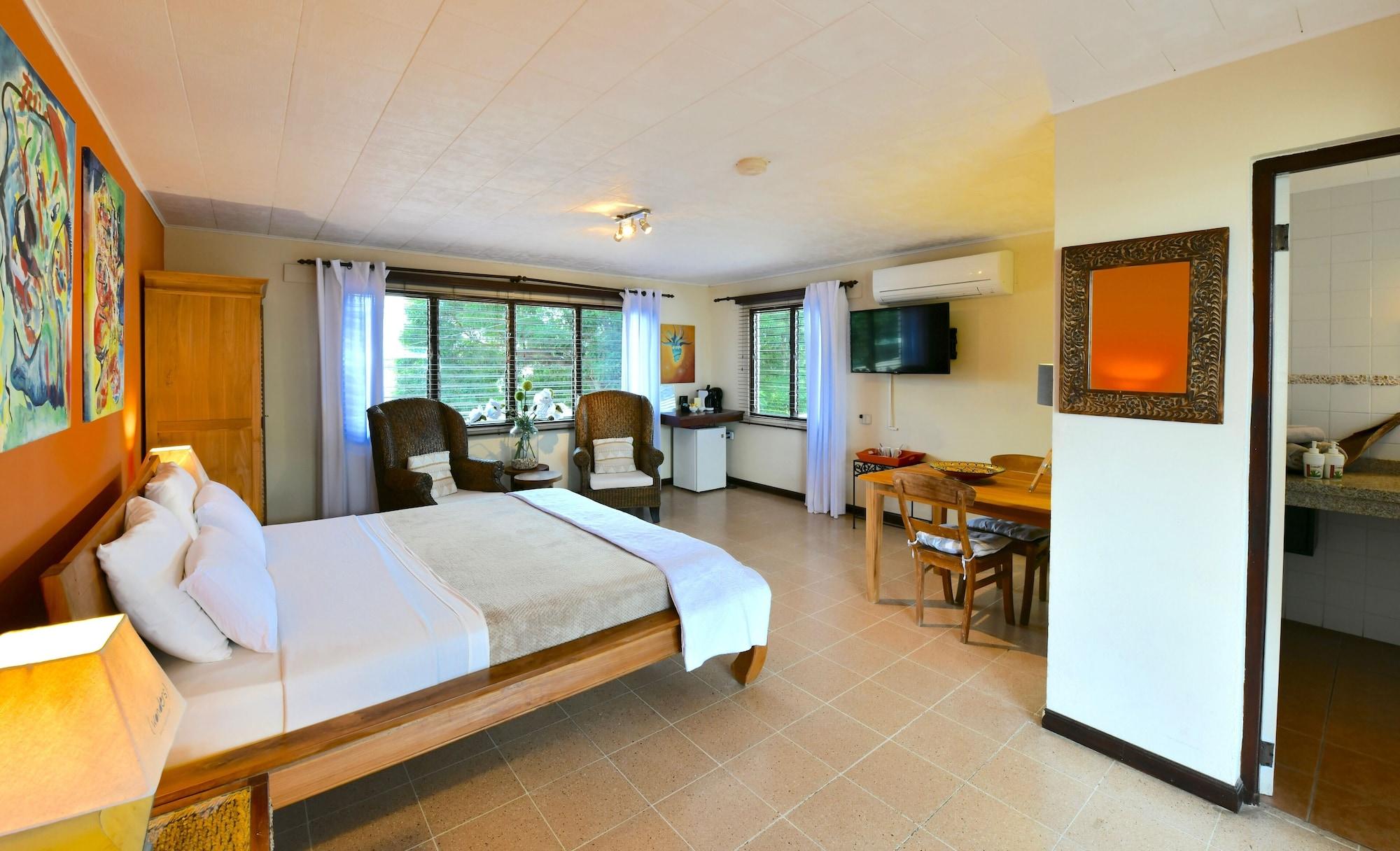 Wonders Boutique Hotel Oranjestad Exterior foto